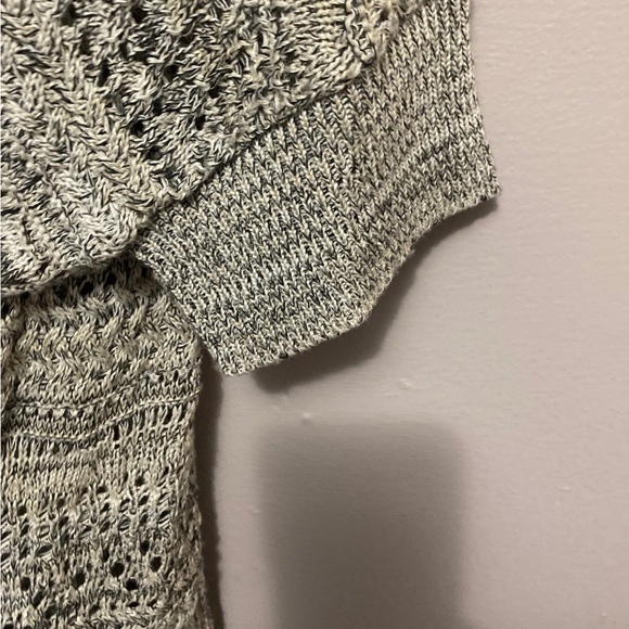 Top - Picture 4 of 4